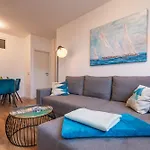 App 7u Erholsamen Sundowner In Apartament Dranske
