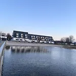 아파트 App 7u Erholsamen Sundowner In